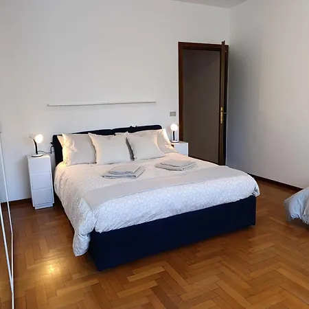 700 M From The Sea With Private Garage 公寓 *